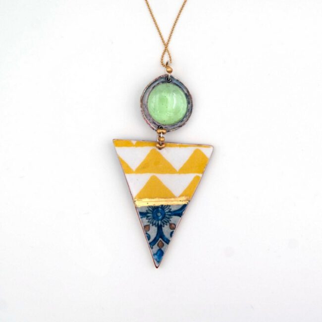 Collar Loja