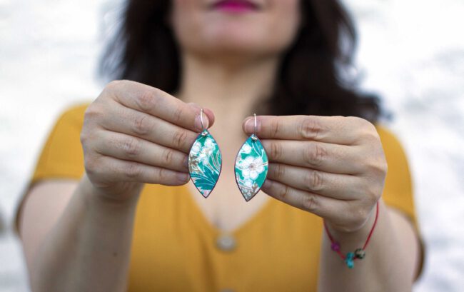 Pendientes Claveles verde agua - Imagen 7
